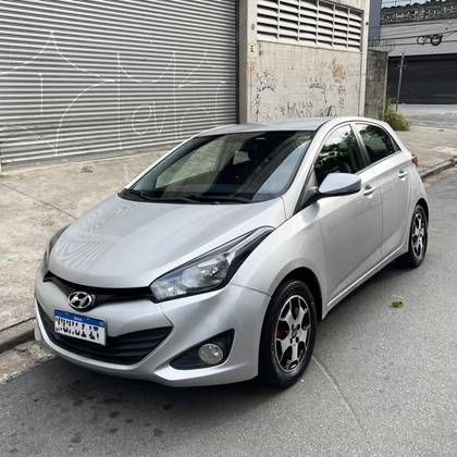 HYUNDAI HB20 1.6 COMFORT PLUS 16V FLEX 4P AUTOMÁTICO HYUNDAI HB20 1.6 COMFORT PLUS 16V FLEX 4P AUTOMÁTICO